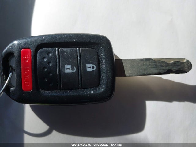 Honda FIT LX 2015 3HGGK5H56FM762570 Image 3
