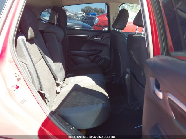 Honda FIT LX 2015 3HGGK5H56FM762570 Image 10