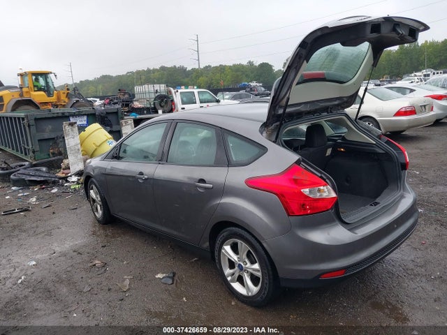 Ford FOCUS SE 2014 1FADP3K28EL274992 Image 3