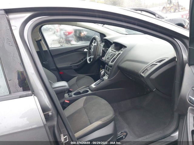 Ford FOCUS SE 2014 1FADP3K28EL274992 Image 5