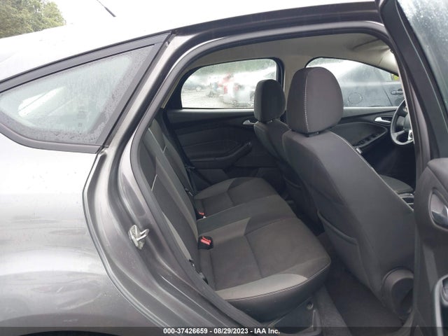 Ford FOCUS SE 2014 1FADP3K28EL274992 Image 8