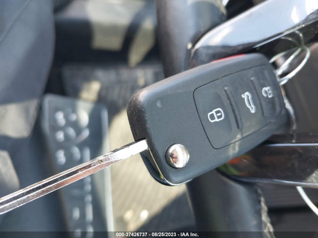 3VWDB7AJ3JM249786 Volkswagen Jetta 1.4t Se