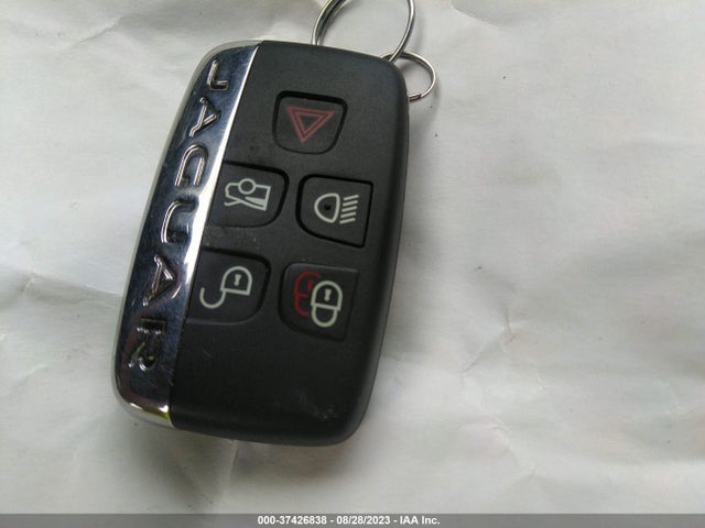 2017 JAGUAR XE SAJAF4BV8HA973993 Photo 10