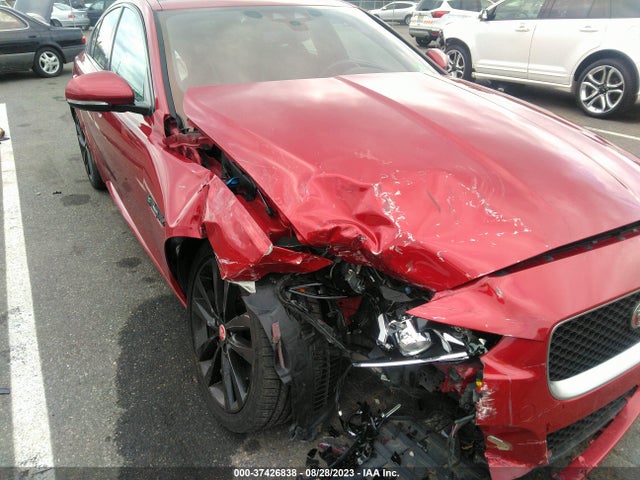 2017 JAGUAR XE SAJAF4BV8HA973993 Photo 5