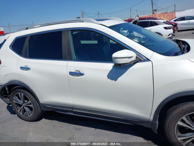 5N1AT2MT9HC853773 Nissan Rogue Sl