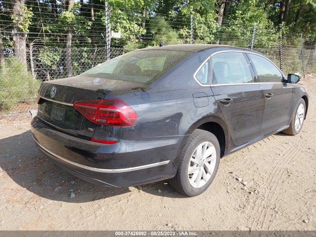 1VWBA7A38JC012661 Volkswagen Passat 2.0t Se