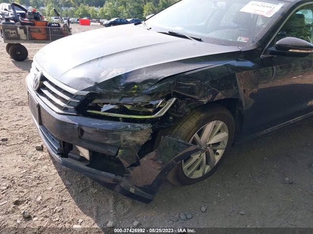 1VWBA7A38JC012661 Volkswagen Passat 2.0t Se