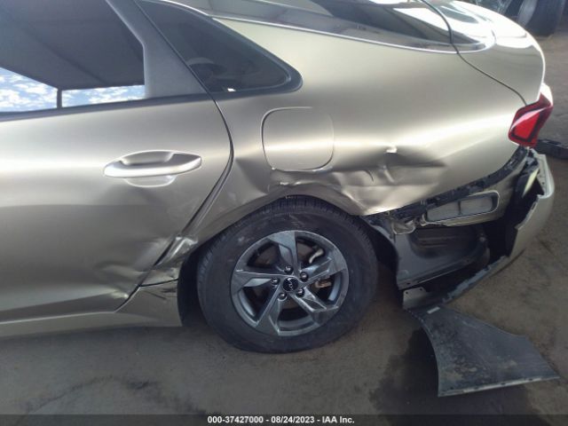 5XXG14J29NG085025 KIA K5 LXS