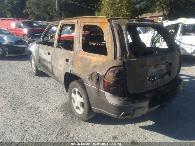 2006 CHEVROLET TRAILBLAZER 1GNDT13SX62343057 Photo 2