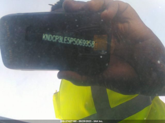 KNDCP3LE5P5069958 KIA NIRO LX