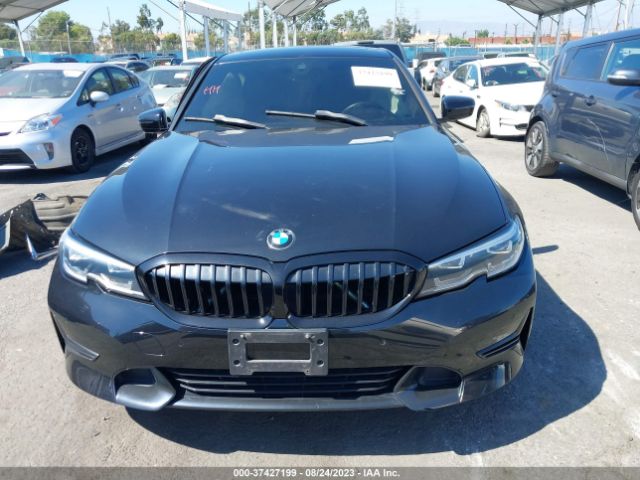 3MW5R1J57K8B02607 BMW 3 Series 330i