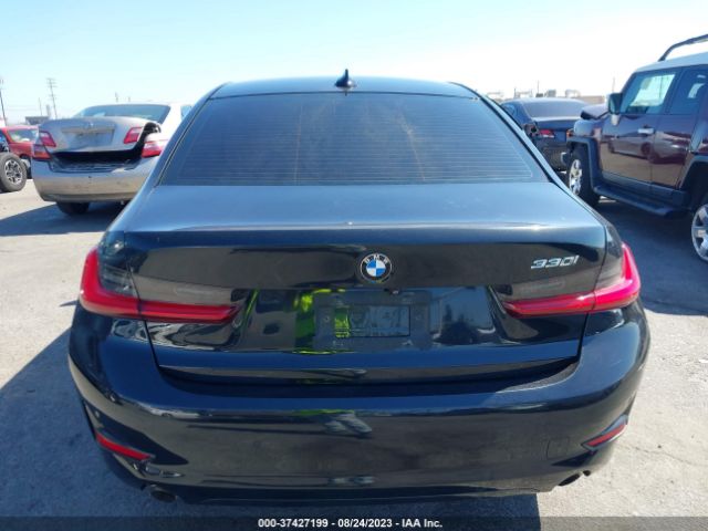 3MW5R1J57K8B02607 BMW 3 Series 330i