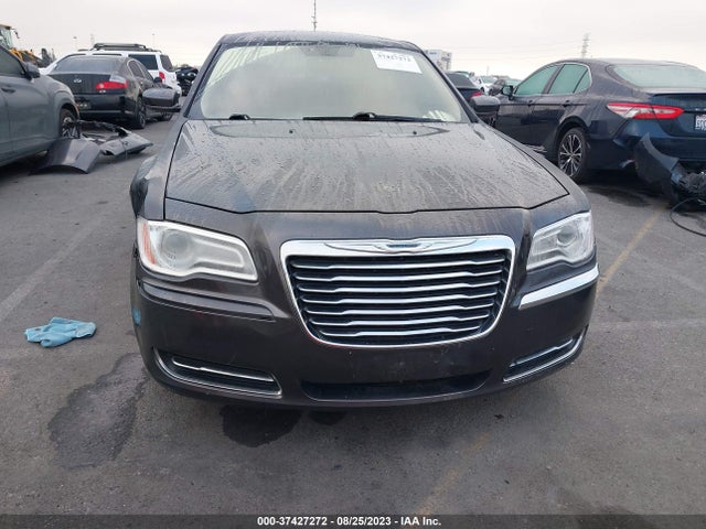 2C3CCAAG9EH301802 Chrysler 300