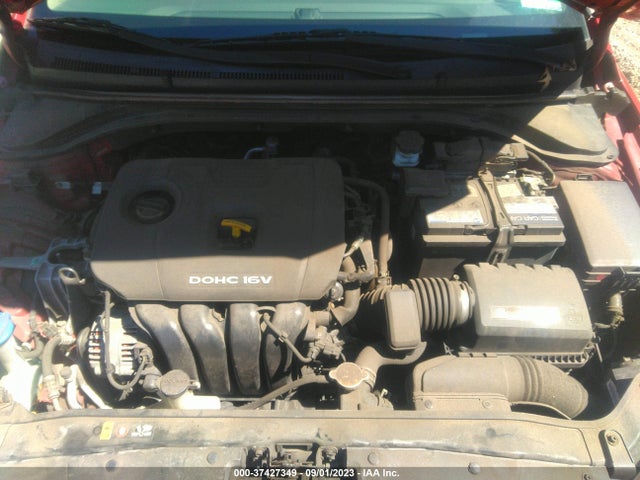 2017 HYUNDAI ELANTRA SE VIN: 5NPD84LF3HH042744