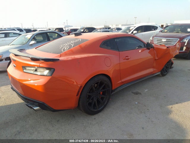 2018 CHEVROLET CAMARO 2SS VIN: 1G1FH1R72J0168113