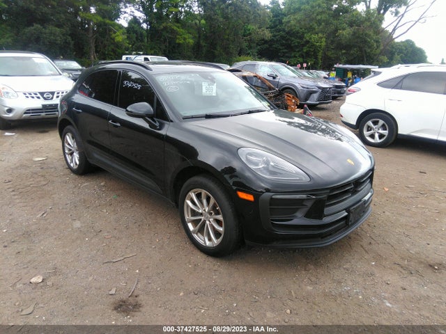 2022 PORSCHE MACAN WP1AA2A55NLB00607 Photo 0