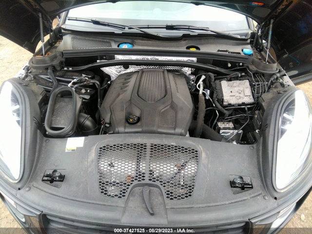 2022 PORSCHE MACAN WP1AA2A55NLB00607 Photo 9