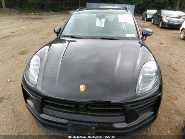 2022 PORSCHE MACAN WP1AA2A55NLB00607 Photo 5