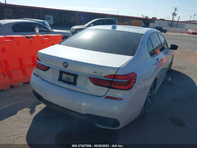 WBA7E2C55GG503959 BMW 7 Series 740i