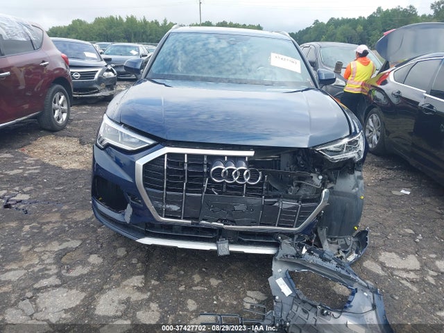WA1BECF34L1113276 Audi Q3 Premium Plus