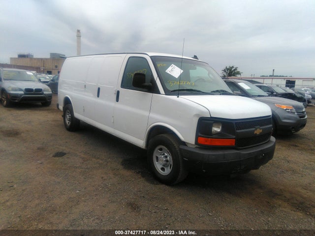 Chevrolet EXPRESS CARGO VAN 2016 1GCWGBFF6G1154276 Image 1