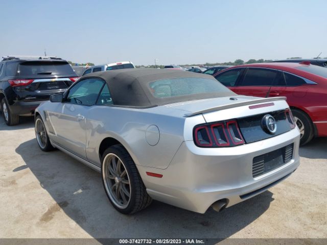 1ZVBP8EMXE5285506 Ford Mustang V6