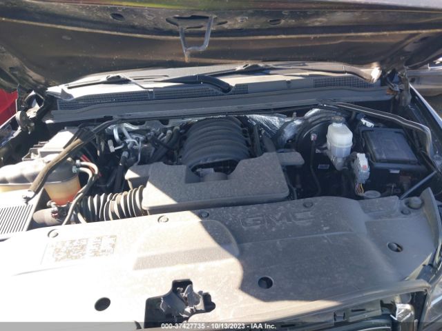 1GKS1GKC8JR224656 GMC Yukon Xl Slt