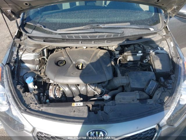 KNAFX4A8XE5229827 KIA FORTE EX