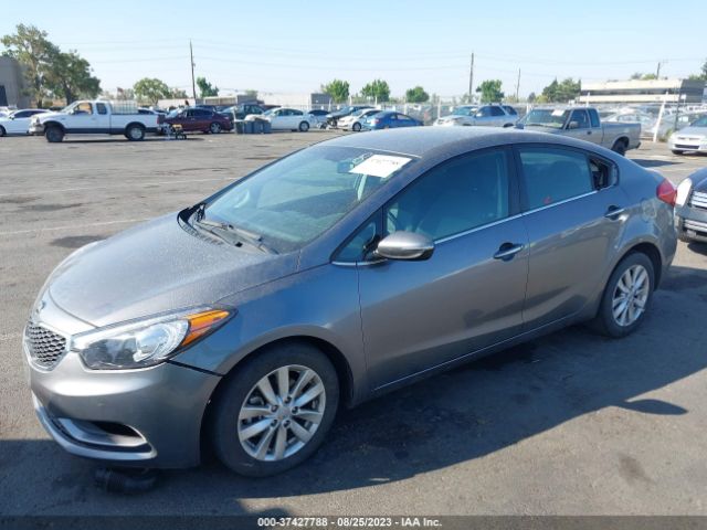 KNAFX4A8XE5229827 KIA FORTE EX
