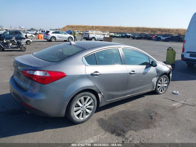 KNAFX4A8XE5229827 KIA FORTE EX