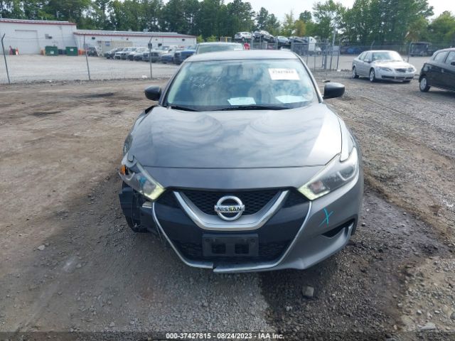 1N4AA6AP8HC381628 Nissan MAXIMA S