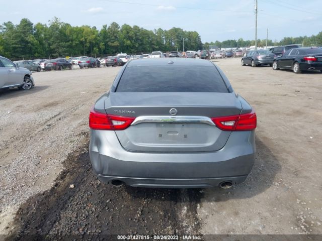 1N4AA6AP8HC381628 Nissan MAXIMA S