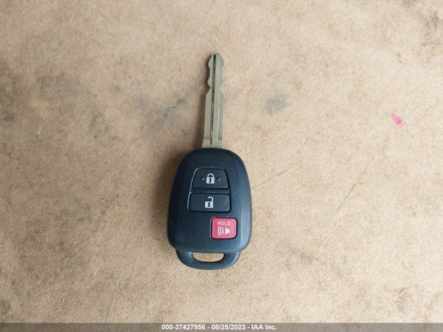 Toyota RAV4 LE 2015 2T3BFREV4FW322337 Image 11