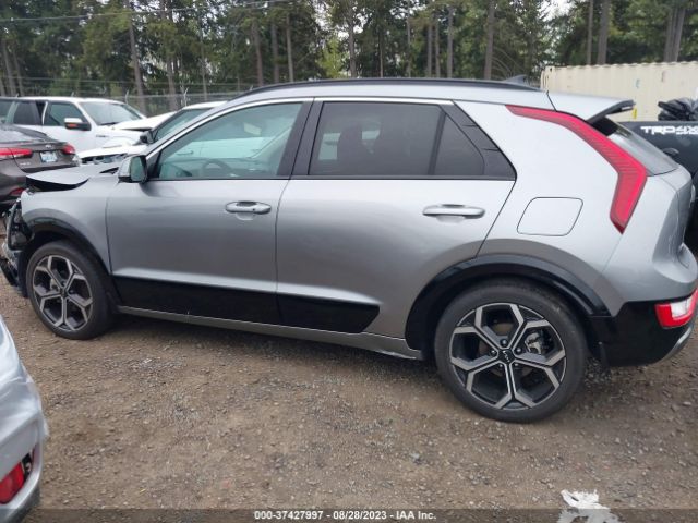 KNDCR3LE4P5036329 KIA Niro Ex Touring