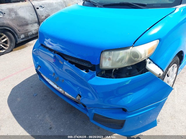 2011 SCION XB VIN: JTLZE4FE9B1137779
