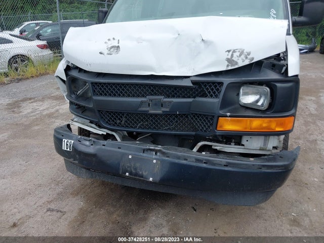 Chevrolet Express 3500 Ls 2017 1GAZGNFF0H1106703 Image 6