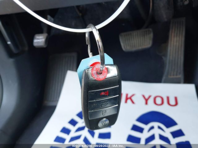 5XYPK4A54GG019312 KIA SORENTO SX