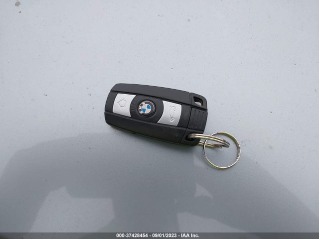 2011 BMW 3 SERIES 328I VIN: WBAPH5G55BNM78360