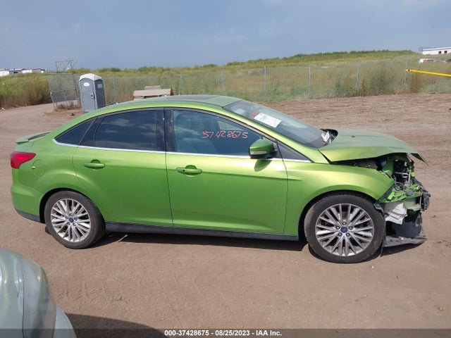 Ford Focus Titanium 2018 1FADP3J27JL323286 Image 13