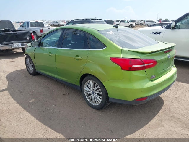 Ford Focus Titanium 2018 1FADP3J27JL323286 Image 3