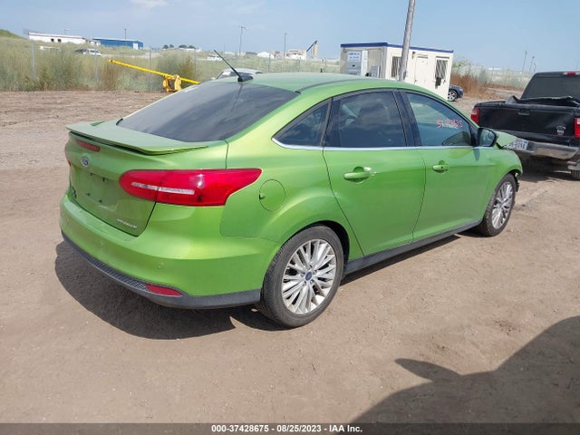 Ford Focus Titanium 2018 1FADP3J27JL323286 Image 4