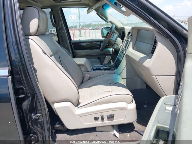 2008 Lincoln Navigator L მანქანა იყიდება აუქციონზე, vin: 5LMFL27578LJ14661, აუქციონის ნომერი: 37428843