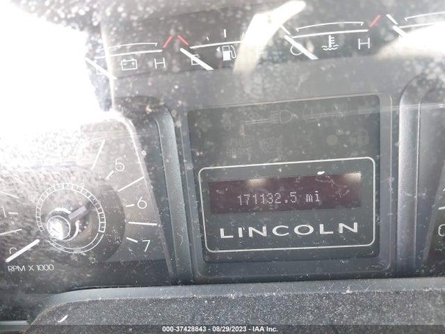2008 Lincoln Navigator L მანქანა იყიდება აუქციონზე, vin: 5LMFL27578LJ14661, აუქციონის ნომერი: 37428843