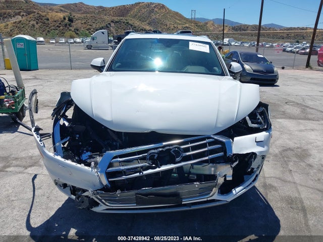 WA1BNAFYXK2106244 Audi Q5 Premium Plus