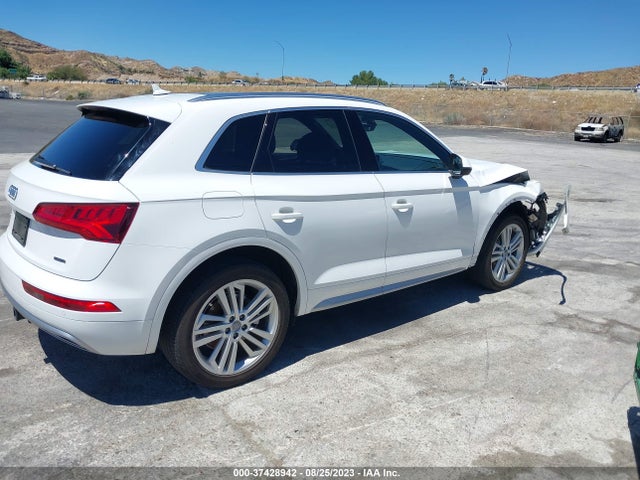 WA1BNAFYXK2106244 Audi Q5 Premium Plus
