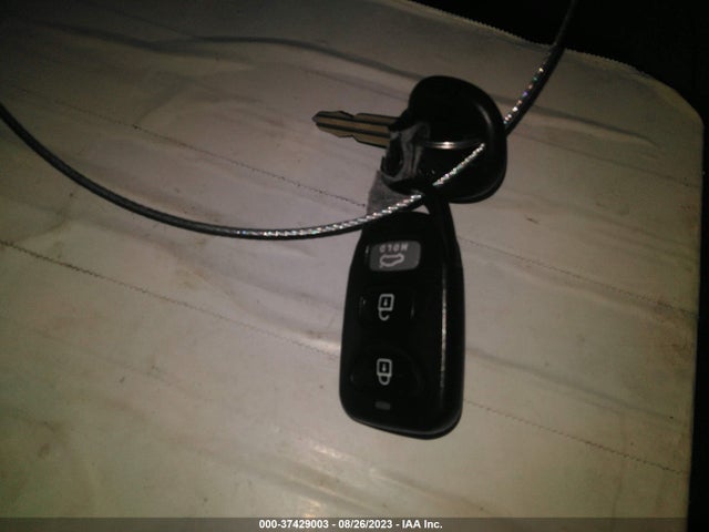 Hyundai ELANTRA SEL 2018 5NPD84LF0JH395111 Image 3