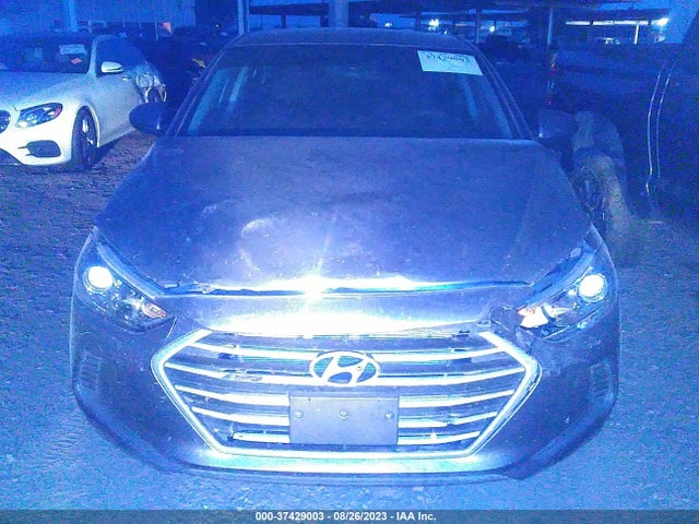 Hyundai ELANTRA SEL 2018 5NPD84LF0JH395111 Image 12