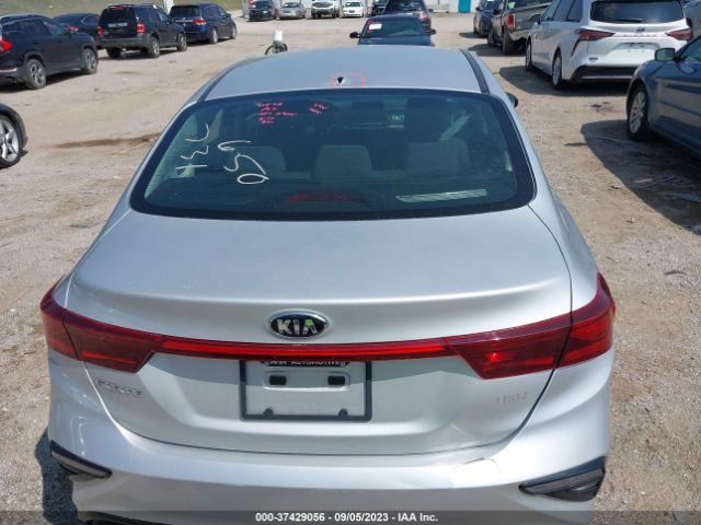 3KPF24AD4KE135523 KIA Forte Lxs