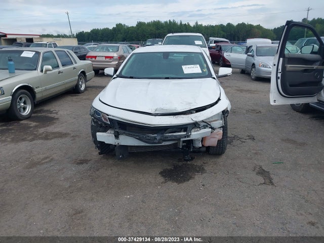 Chevrolet IMPALA LT 2017 2G1105S36H9118637 Image 13