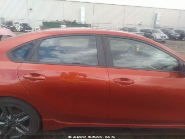 3KPF34AD2LE138323 KIA Forte Gt-line